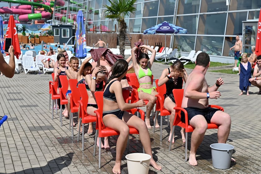 15-lecie wrocławskiego Aquaparku. Dużo atrakcji dla gości - występy, konkursy i zabawy.