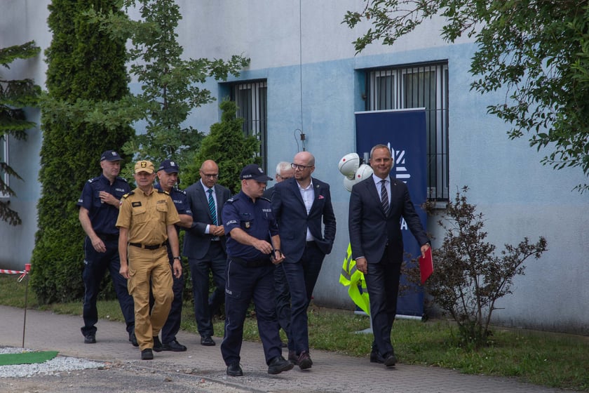 Uroczyste podpisanie aktu erekcyjnego pod budowę nowego komisariatu przy ul. Trzemeskiej