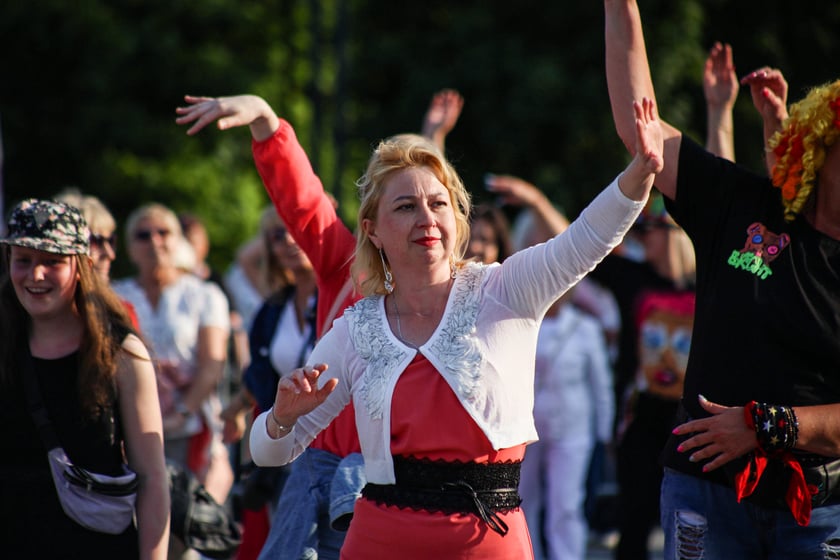 Potańcówka na placu Wolności