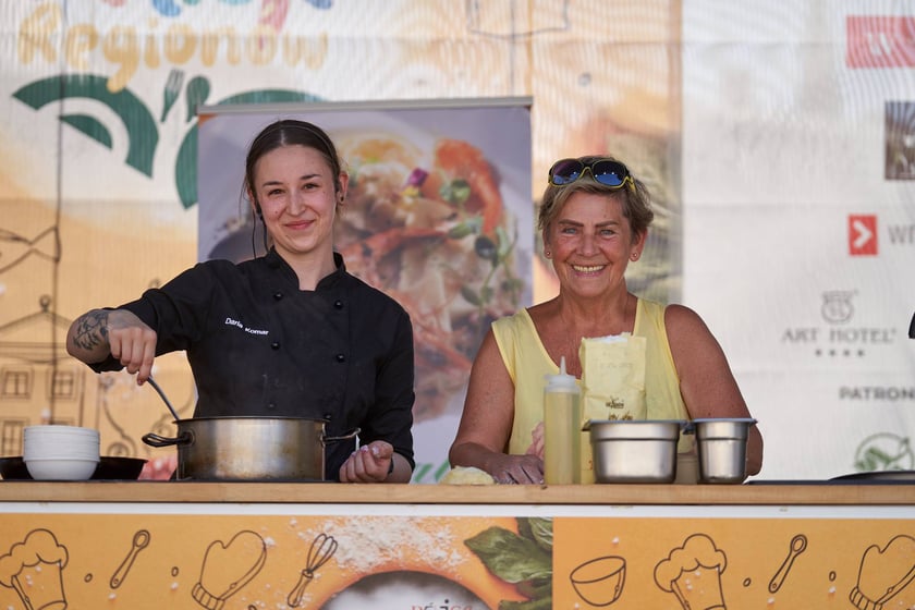 Festiwal kulinarny Delicje Regionów na wrocławskim Rynku