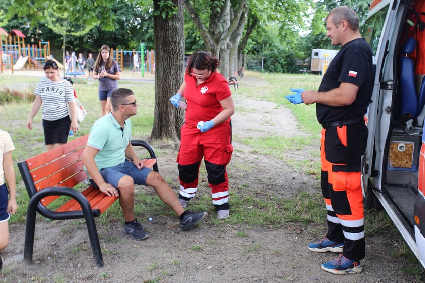 Piknik z okazji otwarcia kładki pieszo-rowerowej nad Ślęzą