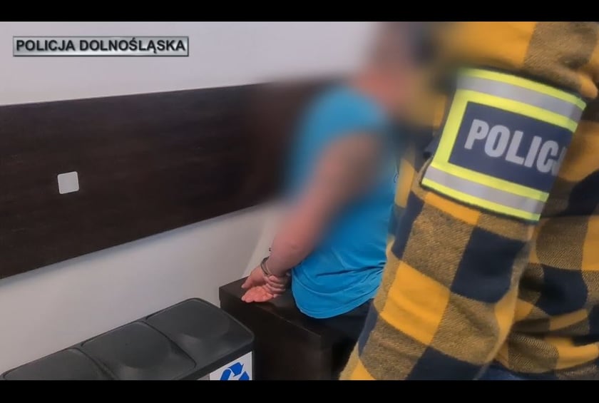 Zatrzymani w sprawie nielegalnego wysypiska śmieci pod Wołowem w okolicach Wrocławia