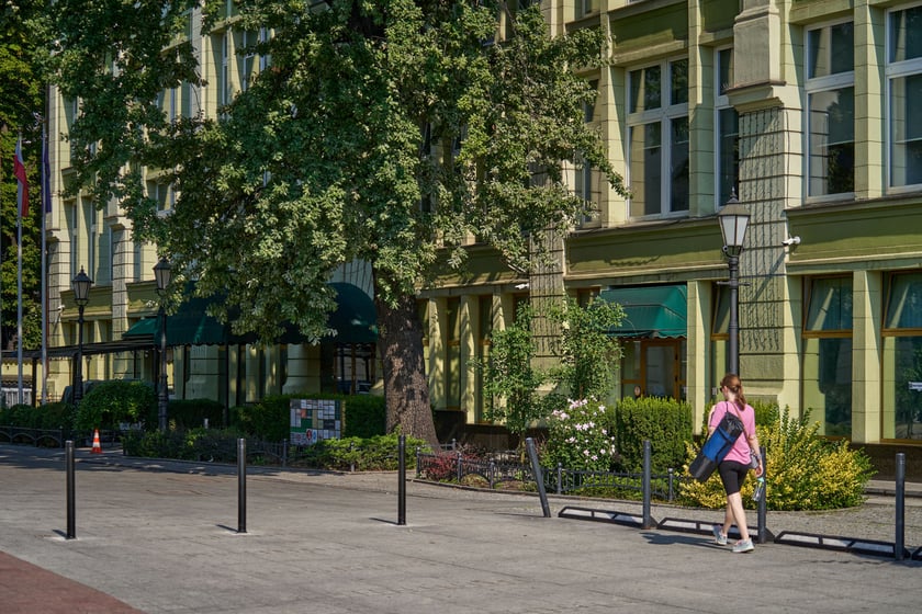 pl. Wolności i Narodowe Forum Muzyki