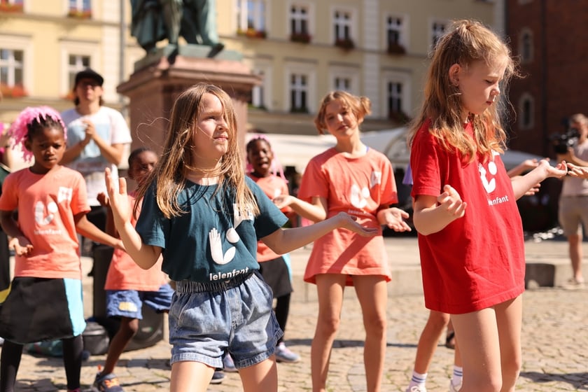 Parada "Wszyscy za mną" w ramach projektu Lelenfant&nbsp;
