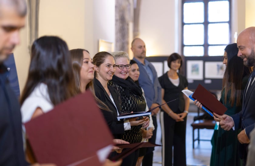 Ślubowanie i wręczenie aktów nadania stopnia awansu zawodowego nauczyciela mianowanego z udziałem prezydenta Wrocławia Jacka Sutryka
