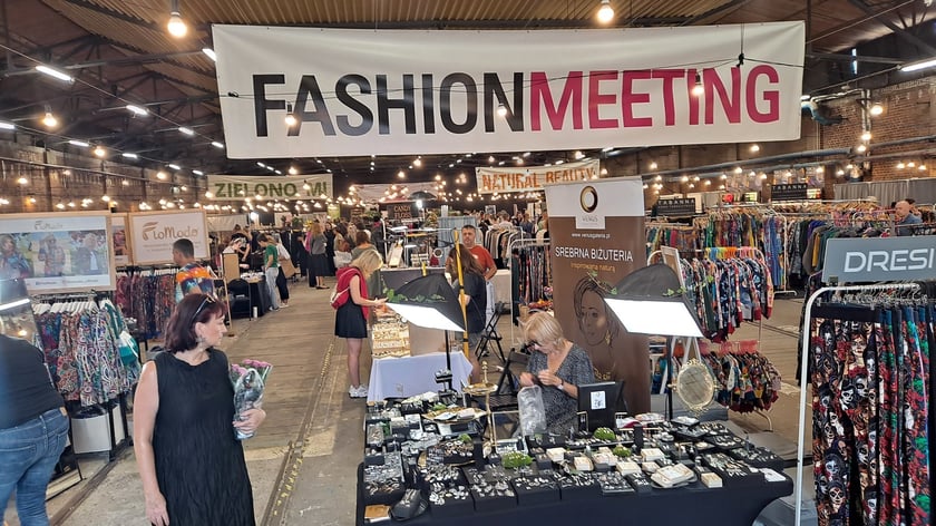Fashion Meeting - Kupuj Świadomie w Czasoprzestrzeni