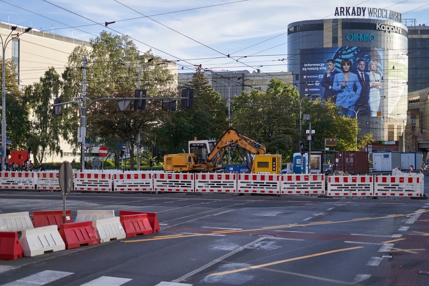 Przebudowa torowiska na skrzyżowaniu Piłsudskiego i Świdnickiej we Wrocławiu, 5.09.2023