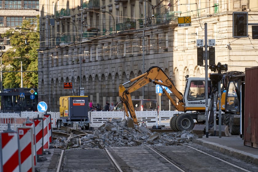Przebudowa torowiska na skrzyżowaniu Piłsudskiego i Świdnickiej we Wrocławiu, 5.09.2023
