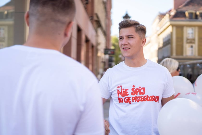 #NieŚpijBoCięPrzegłosują –  kampania profrekwencyjna we Wrocławiu