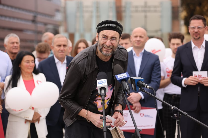Kampania profrekwencyjna we Wrocławiu, Cezary Studniak