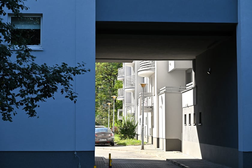 Ekologia i oszczędność - to kogeneracyjna instalacja grzewcza w SM Wrocław-Południe w bloku między ul. Skwierzyńską i Stysia.