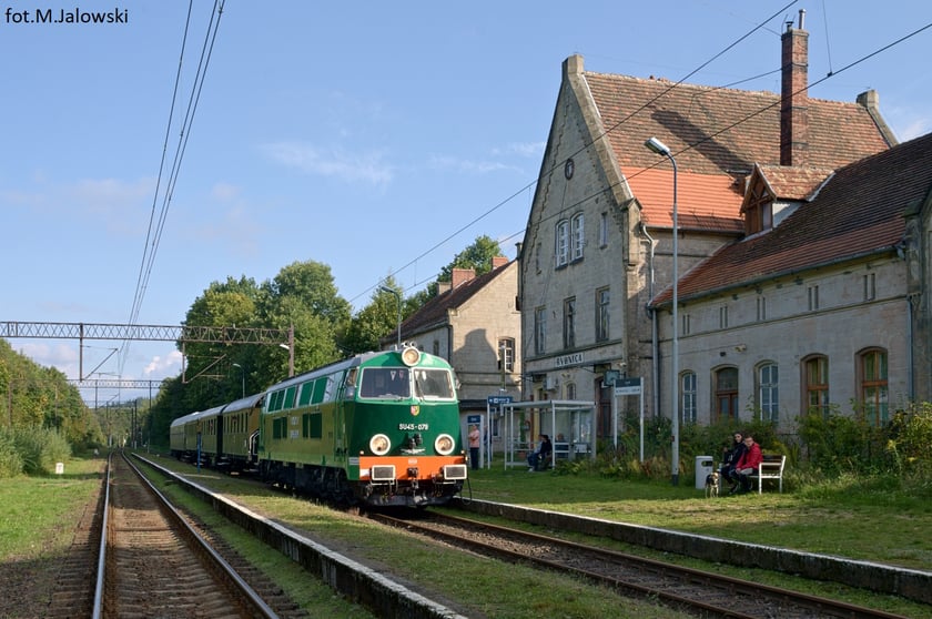 Pociąg retro pojedzie z Wrocławia w G&oacute;ry Sowie