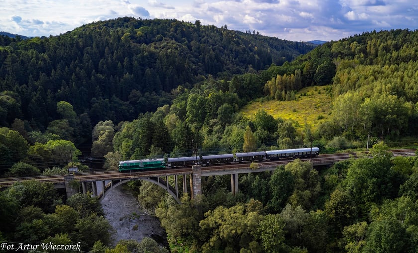 Pociąg retro pojedzie z Wrocławia w G&oacute;ry Sowie