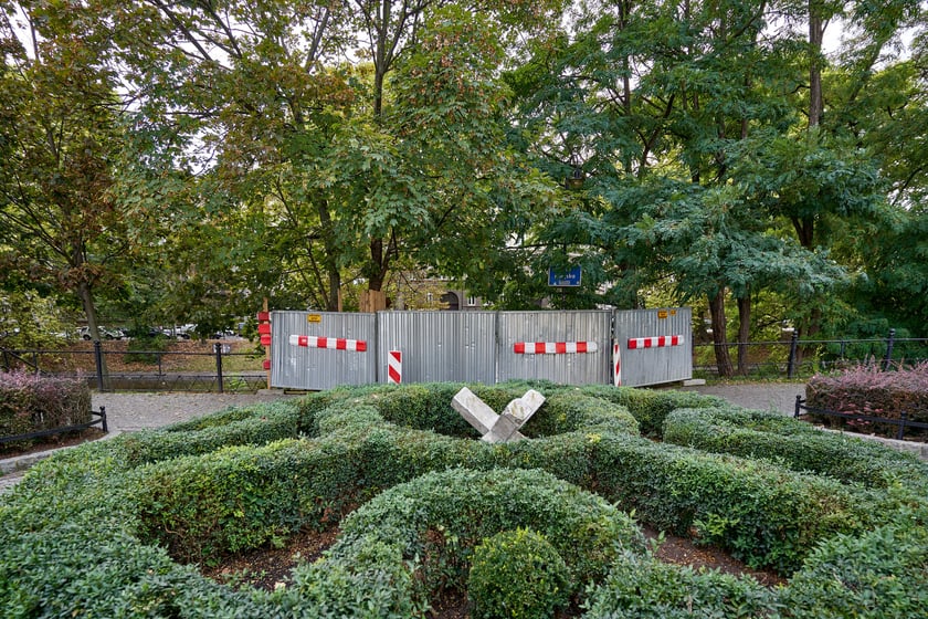 Fosa miejska i okolice, miejsce po Kładce św. Antoniego, październik 2023