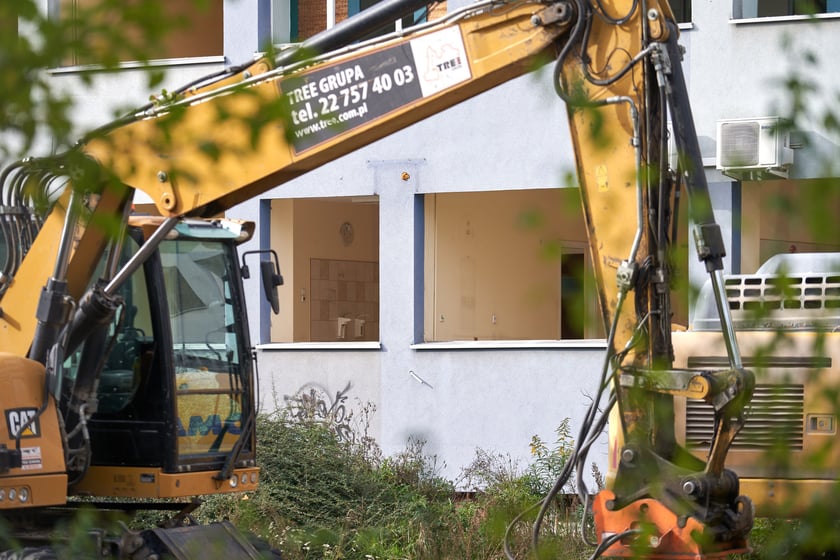 Wyburzanie budynku po przychodni Practimed, 24 października 2023