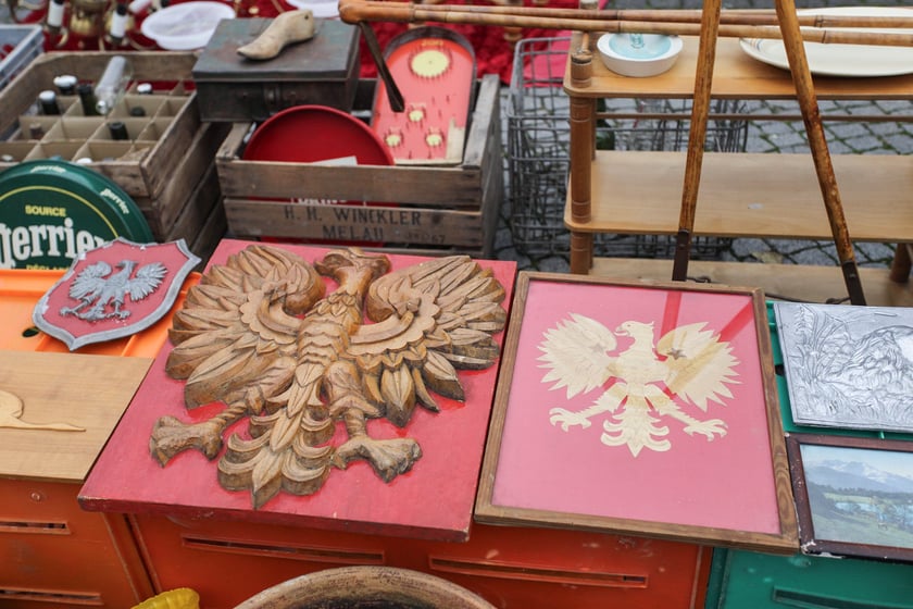 Giełda Staroci pod Iglicą przy Hali Stulecia we Wrocławiu