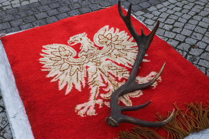 Giełda Staroci pod Iglicą przy Hali Stulecia we Wrocławiu