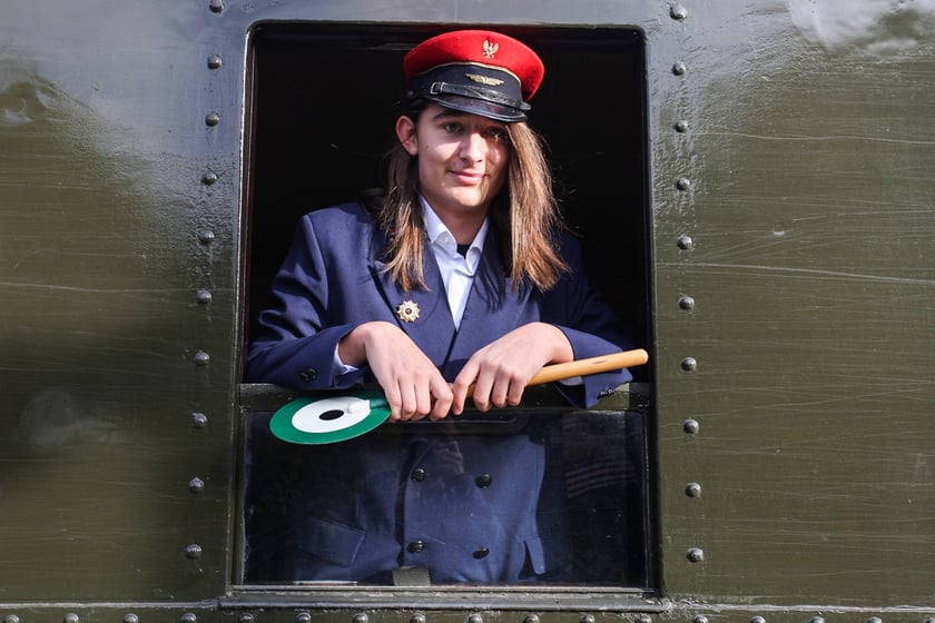 Pociąg retro wyruszył z Wrocławia do Oleśnicy