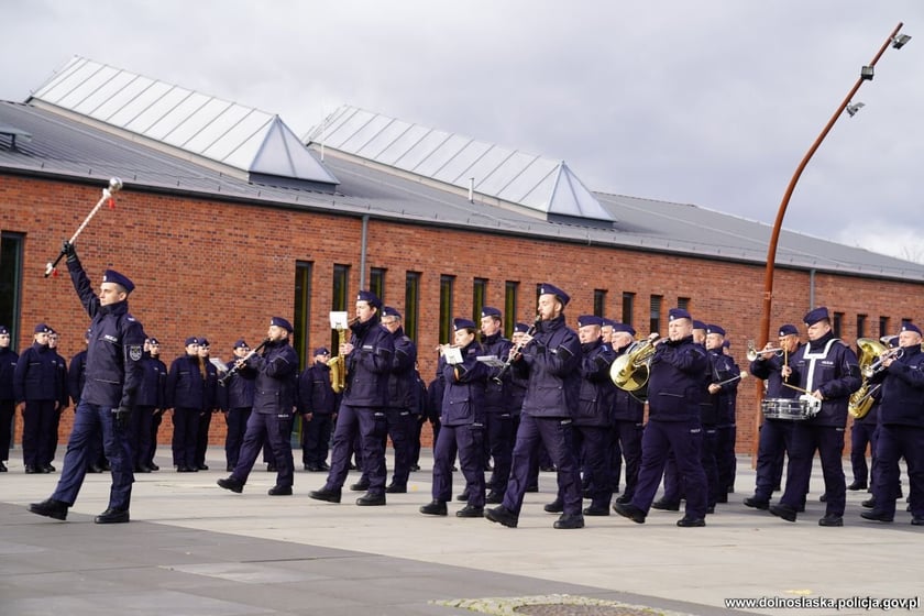 Ślubowanie nowych dolnośląskich policjantów we Wrocławiu