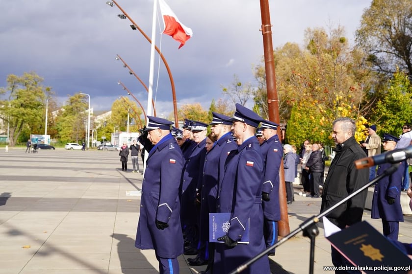 Ślubowanie nowych dolnośląskich policjantów we Wrocławiu