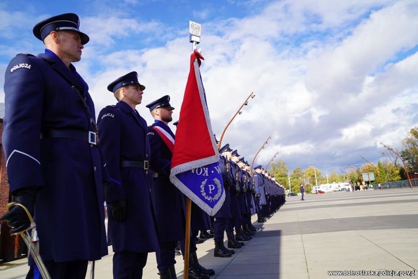 Ślubowanie nowych dolnośląskich policjantów we Wrocławiu