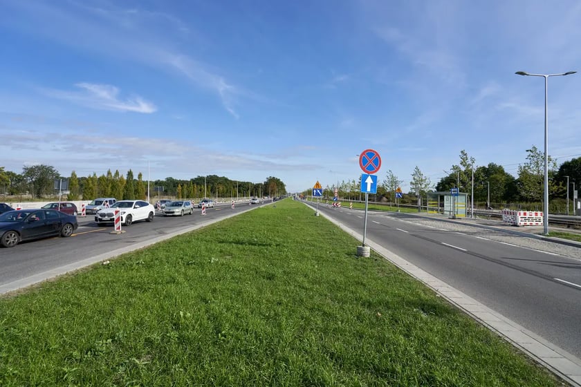 Ulica Kosmonautów pod koniec przebudowy.