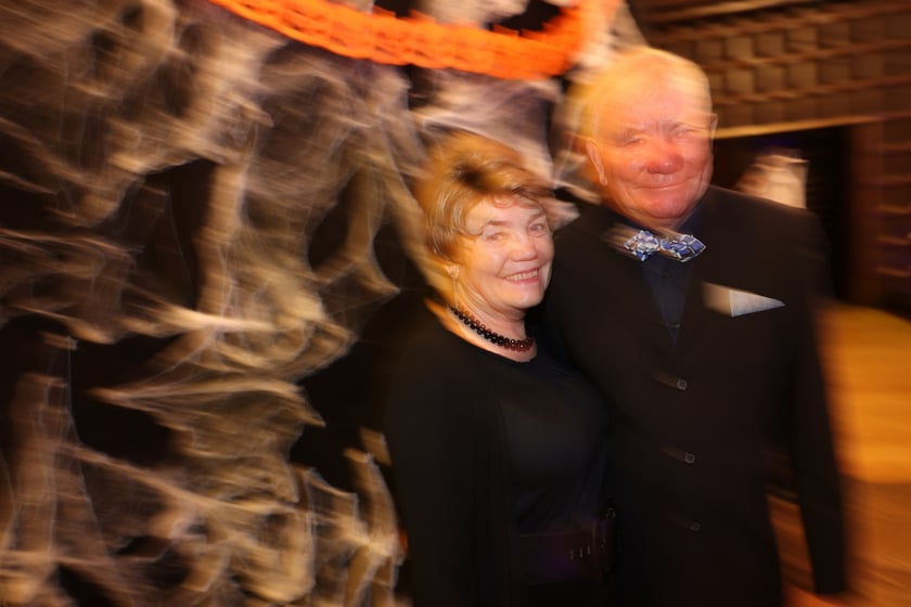 Bal seniorów "Z wizytą u rodziny Addamsów"