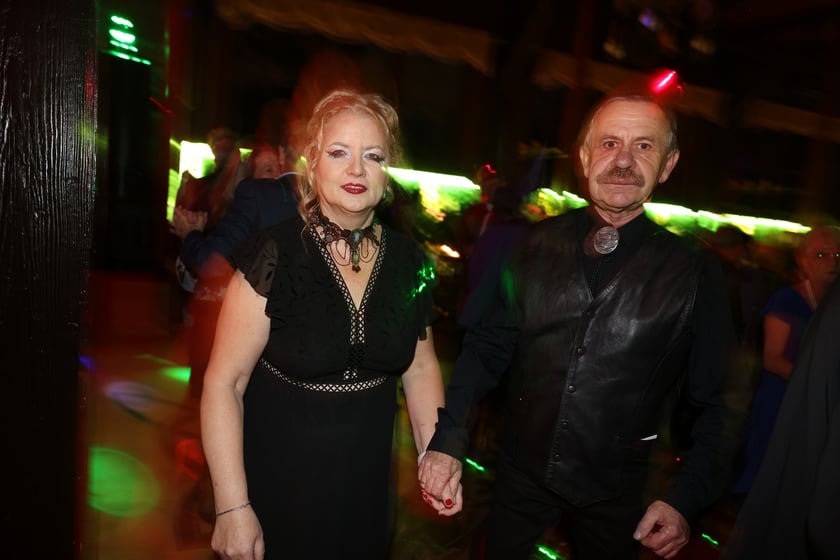 Bal seniorów "Z wizytą u rodziny Addamsów"