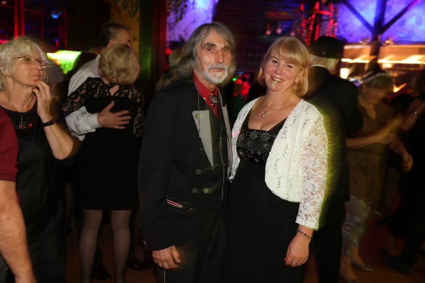 Bal seniorów "Z wizytą u rodziny Addamsów"