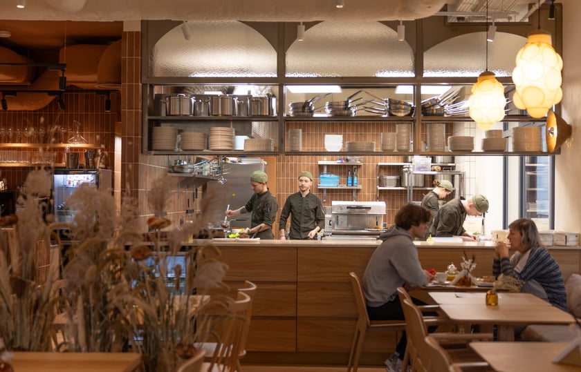 Restauracja Nai przy pl. Jana Pawła II