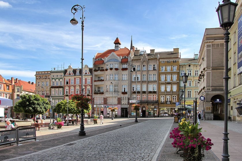 Liczba ludności w 2022 r.: 101 857
Liczba ludności w 2002 r.: 129 724
Spadek: - 21,5 procent
&nbsp;