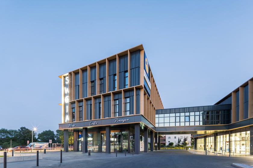 Pierwsza nagroda w kategorii Budynek użyteczności publicznej oraz Grand Prix konkursy Piękny Wrocław: Centrum Handlowe Swoja Olimpia&nbsp;
&nbsp;