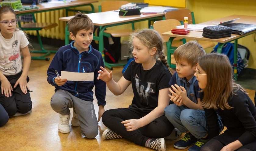 Inspirowany pedagogiką Janusza Korczaka i nieustannie udoskonalany program „Szkoły Dialogu”  jest realizowany w Szkole Podstawowej nr 63 od 2018 roku.