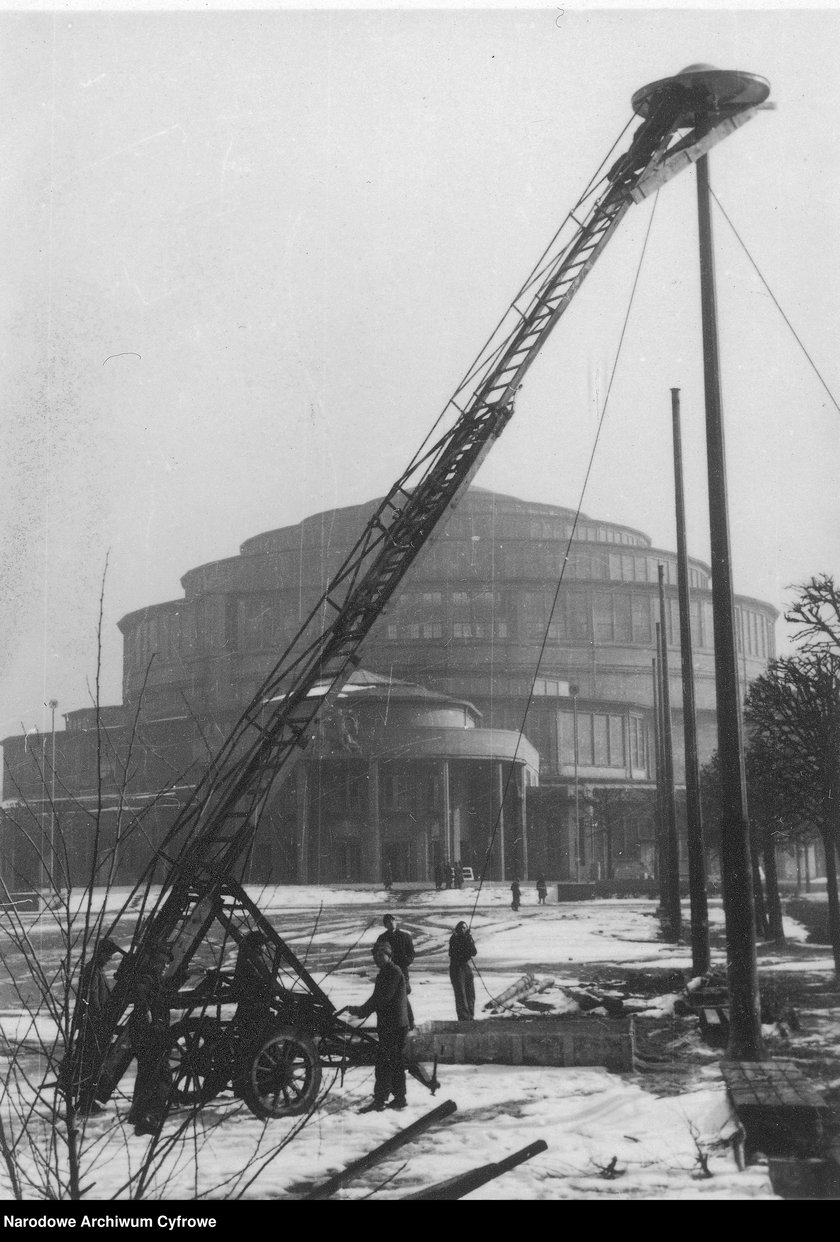 Wrocław tuż po II wojnie światowej. Hala Stulecia. Rok 1948