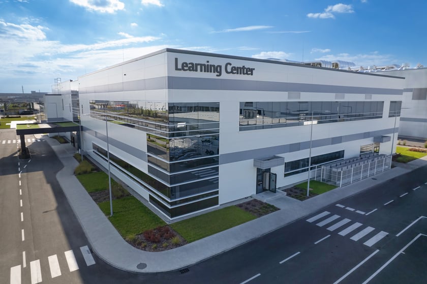Budynek Learning Center, gdzie odbywają się szkolenia