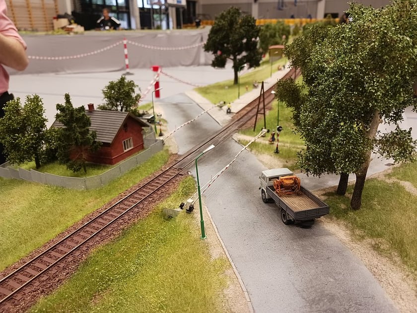 Makieta z pociągami