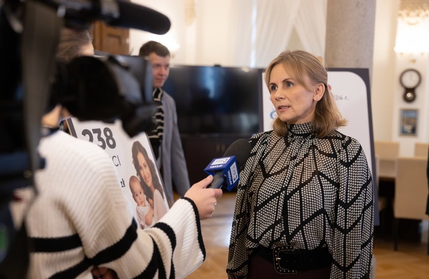 Konferencja w sprawie zmian w miejskim programie in vitro (15 grudnia 2023 r.) -&nbsp;Joanna Nyczak, dyrektorka Wydziału Zdrowia i Spraw Społecznych