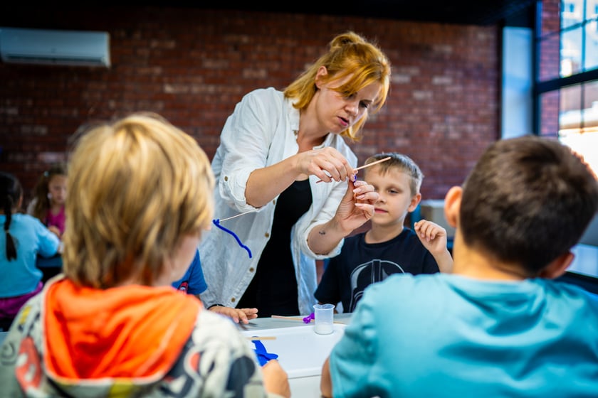 Uczestnicy zajęć dla dzieci w Hydropolis