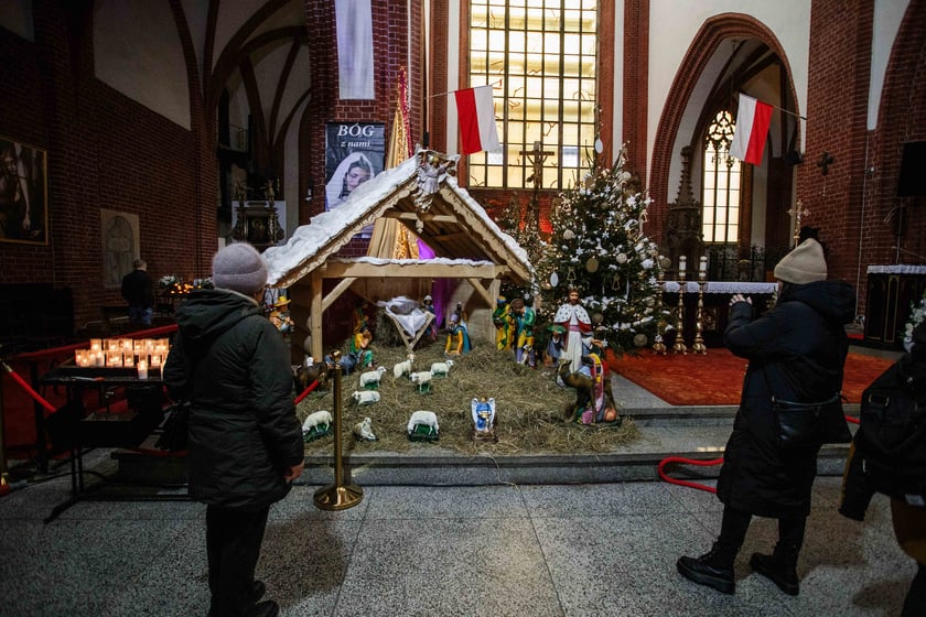 Bożonarodzeniowa szopka w kościele św. Elżbiety