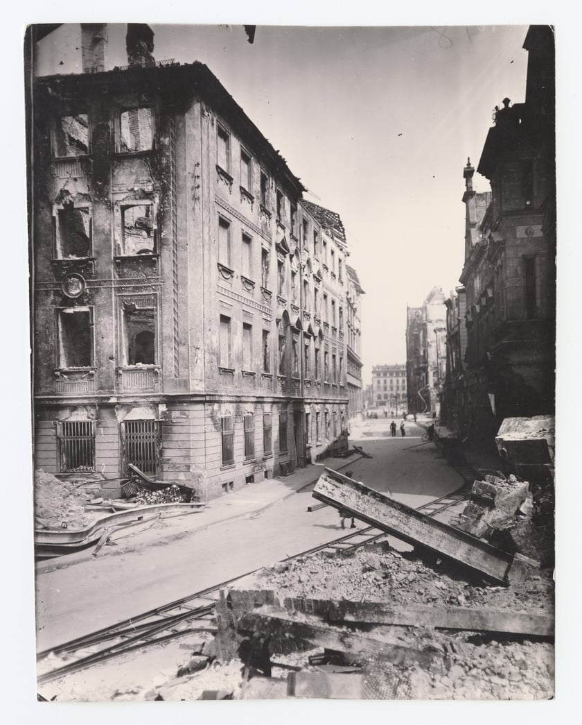 Stara Giełda, 1947