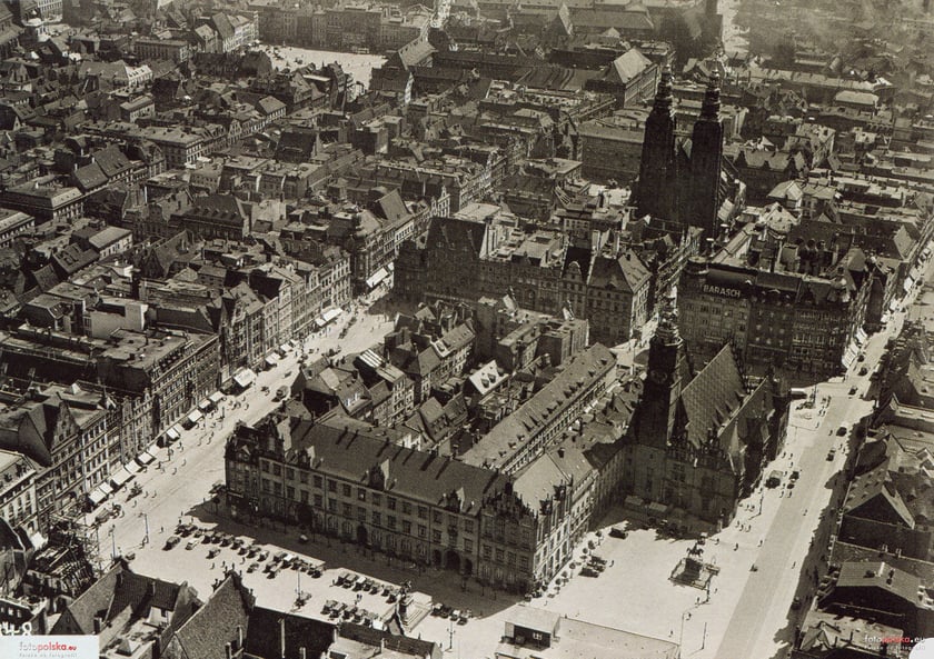 1928, Rynek i okolice z lotu ptaka, widok w stronę zachodnią.