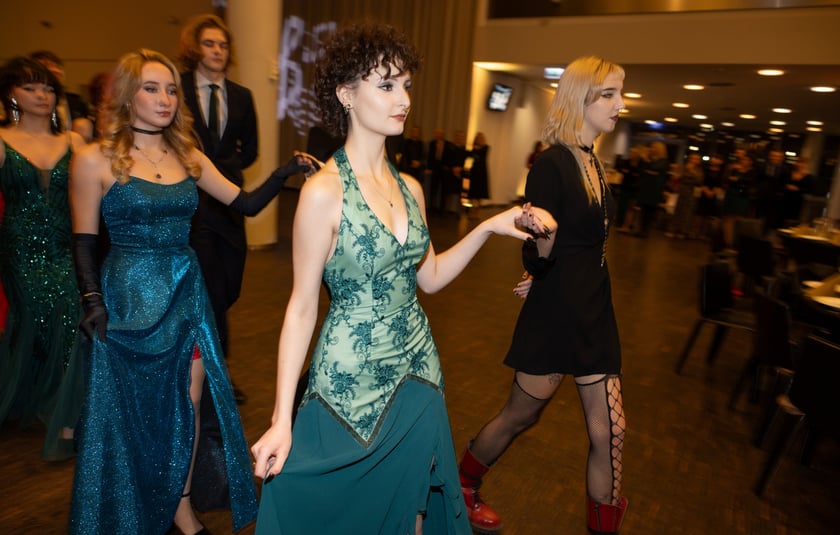 Studniówka maturzystów z  XVII LO we Wrocławiu