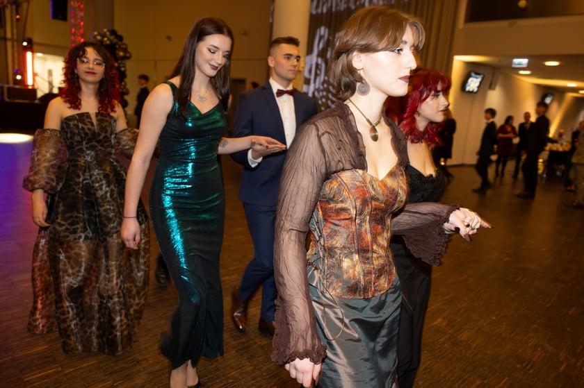 Studniówka maturzystów z  XVII LO we Wrocławiu