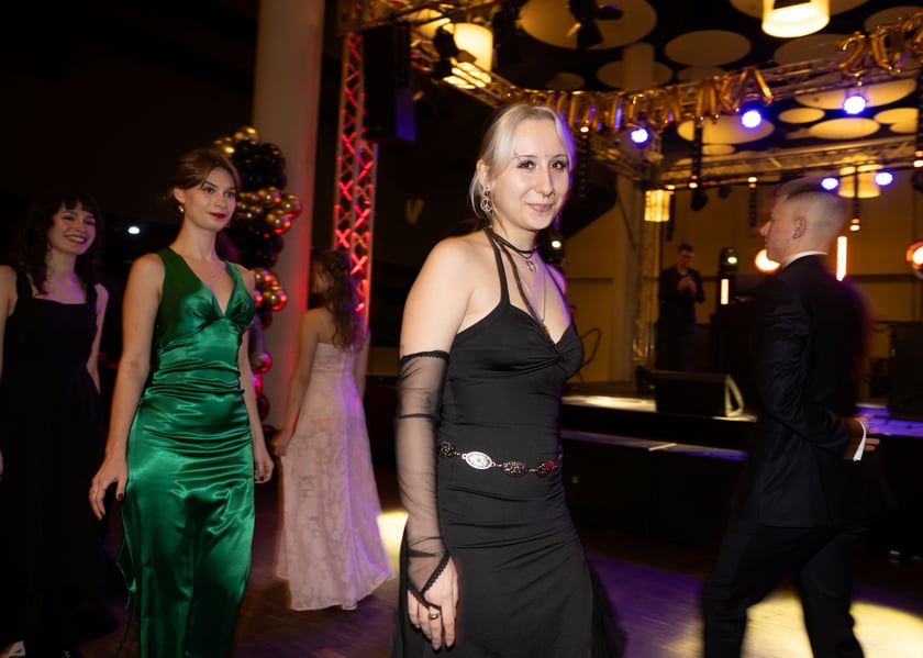 Studniówka maturzystów z  XVII LO we Wrocławiu