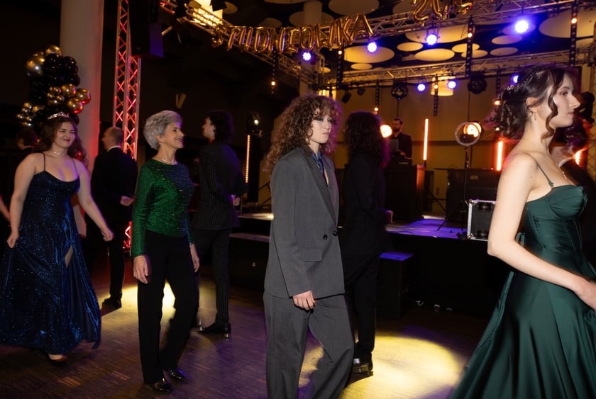 Studniówka maturzystów z  XVII LO we Wrocławiu