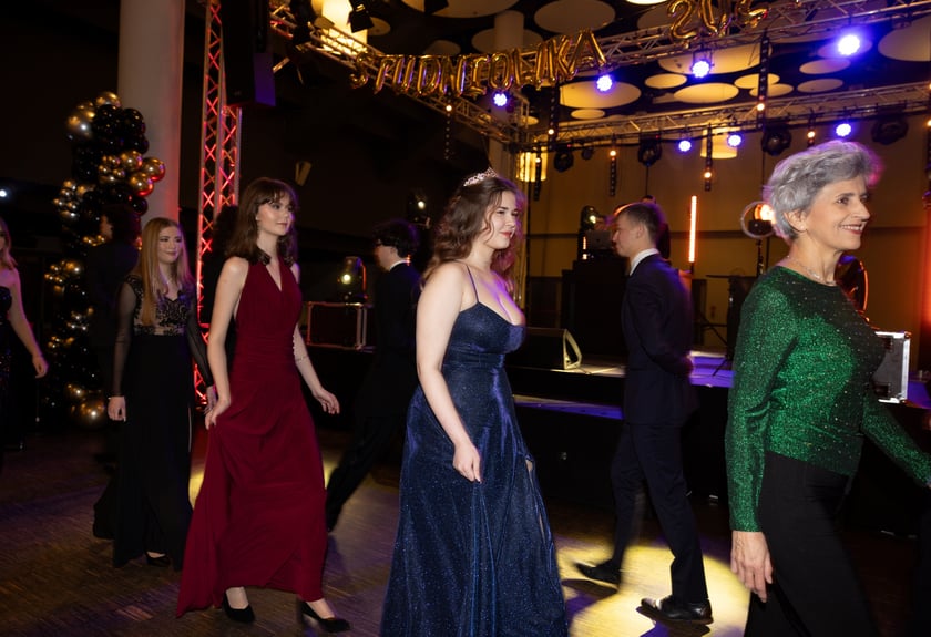 Studniówka maturzystów z  XVII LO we Wrocławiu