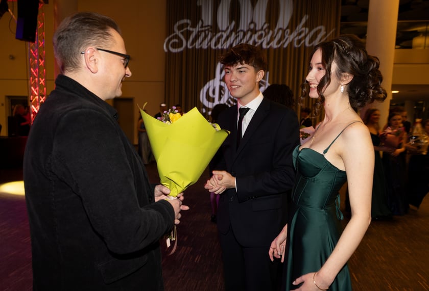 Studniówka maturzystów z  XVII LO we Wrocławiu