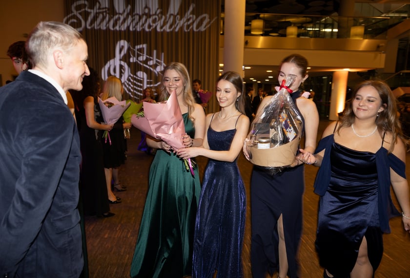 Studniówka maturzystów z  XVII LO we Wrocławiu