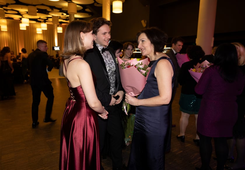 Studniówka maturzystów z  XVII LO we Wrocławiu