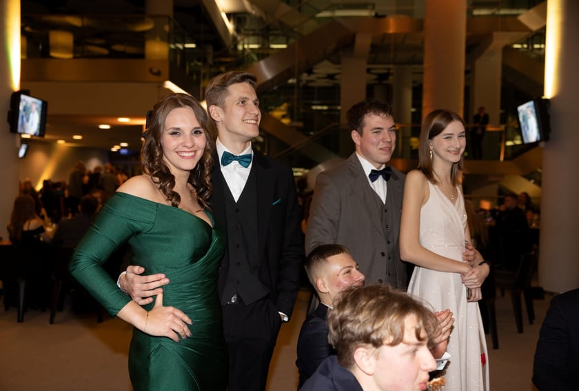 Studniówka maturzystów z  XVII LO we Wrocławiu